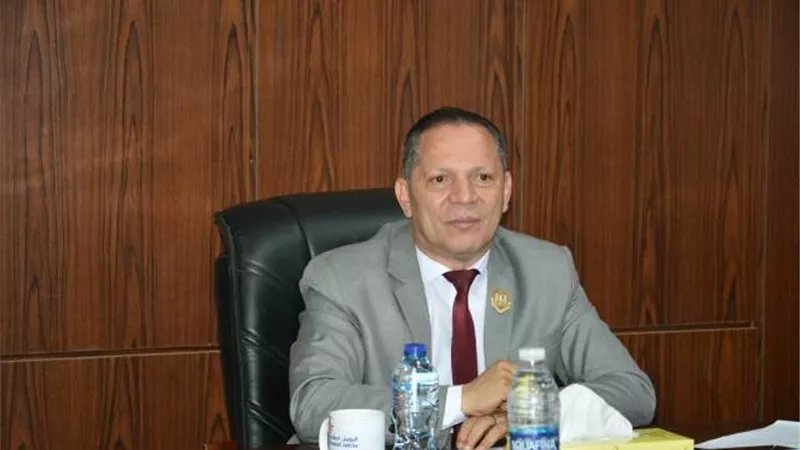 رئيس جامعة دمياط يترأس مجلس قطاع الدراسات العليا