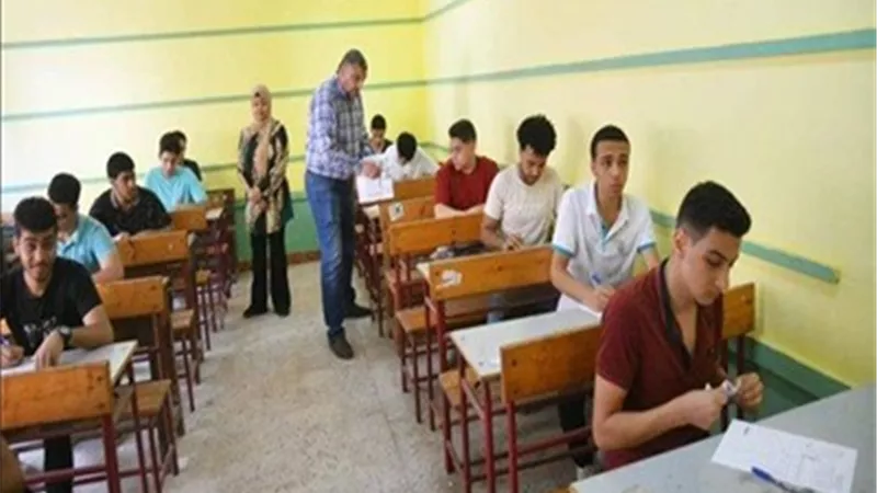 بدء امتحان اللغة الأجنبية الثانية لطلاب الثانوية العامة 2024