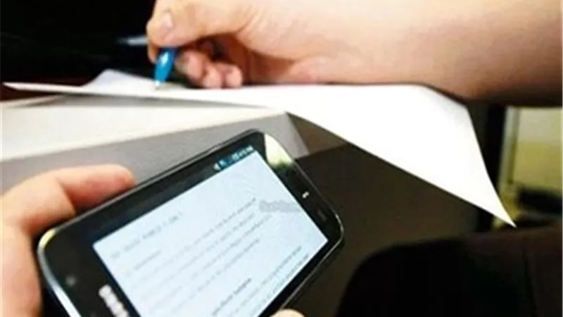 تداول أسئلة امتحان اللغة الفرنسية عبر جروبات الغش بالتلجرام