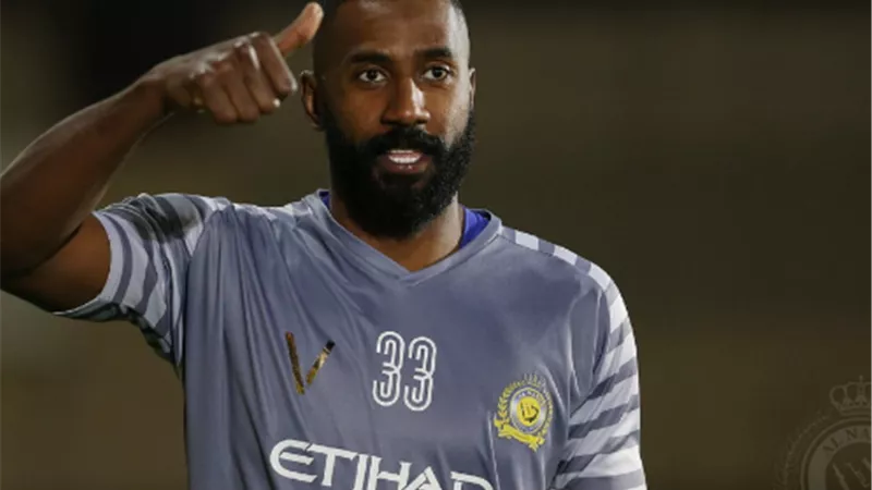 رسميا.. رحيل وليد عبد الله عن التصر السعودي