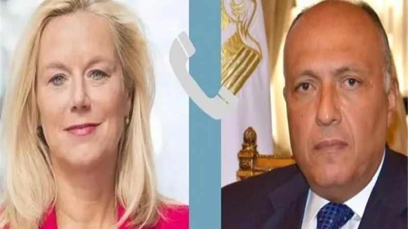 شكري يتلقى اتصالاً من كبيرة منسقي الأمم المتحدة للشئون الإنسانية بغزة