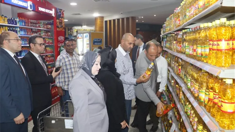 سكرتير بنى سويف يشرف على حملة للجنة حماية المستهلك