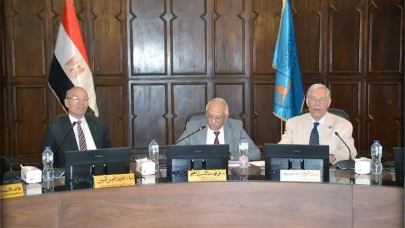 جامعة الإسكندرية تحتفى بذكرى ٣٠ يونيو