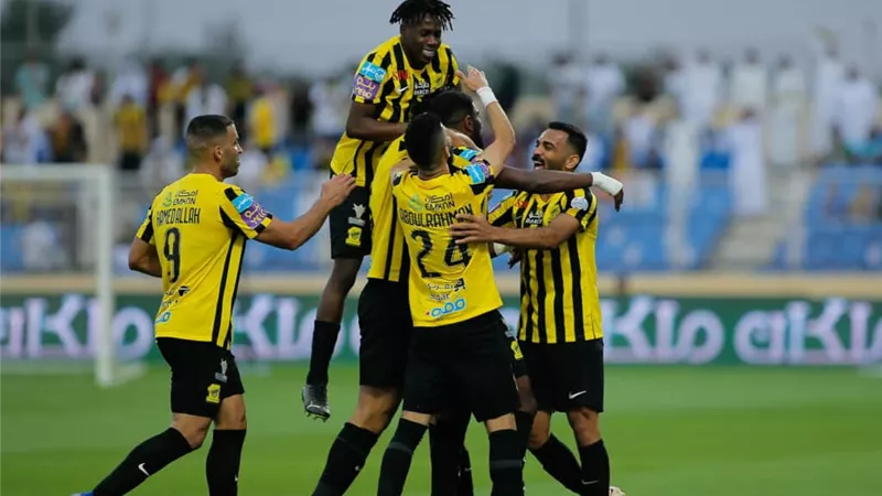 رسميًا.. نجم الاتحاد السعودي ينتقل إلى الاتفاق لمدة 4 مواسم