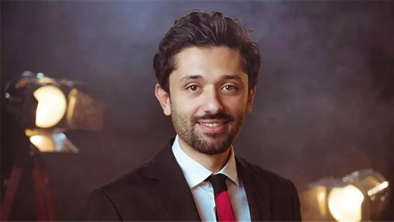 كريم محمود عبدالعزيز يحتفل بيوم ميلاد والدته