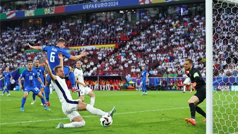 يورو 2024.. إنجلترا تتعادل سلبيًا مع سلوفينيا وتتأهل لدور الـ 16