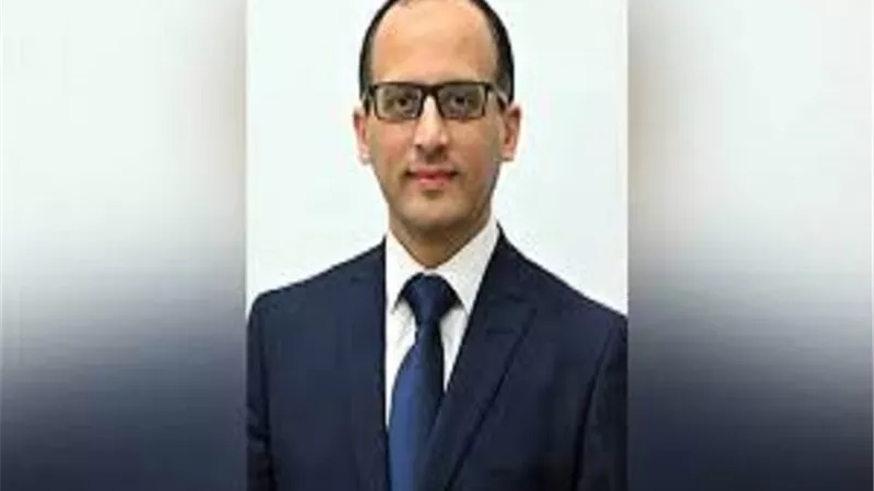 الحكومة تكشف الجهات المستثناة من قرار غلق المحال التجارية