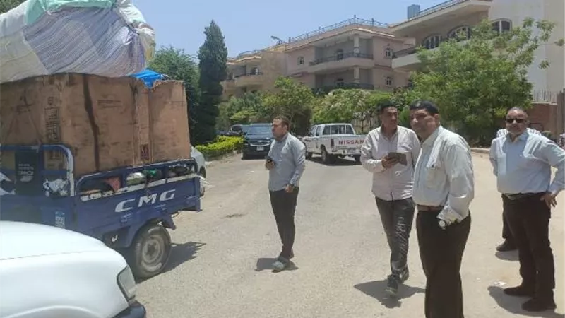 جهاز الشروق يضرب بيد من حديد على النباشين ويتحفظ على 6 تروسيكلات.. صور