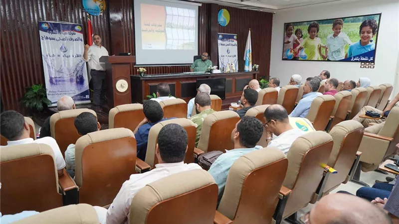 تعريف رجال الدين بمراحل تنقية مياه الشرب بسوهاج