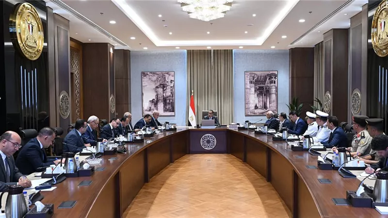 مدبولي يتابع موقف تنفيذ الأعمال بالتجمع العمراني الجديد في الوراق