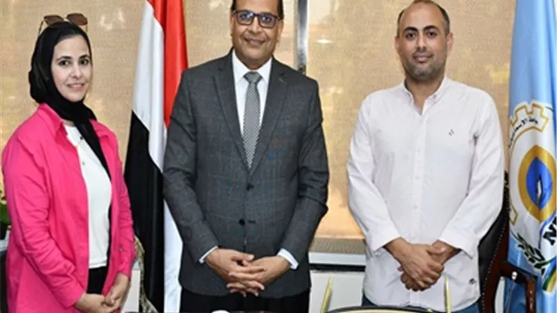 أسماء الأوائل ببرنامجي الترجمة الصينية والألمانية بالإسماعيلية الأهلية