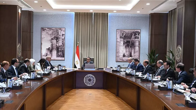 رئيس الوزراء يتابع موقف تقدم الأعمال بمشروع تطوير الفسطاط