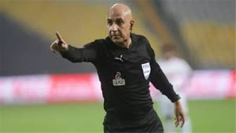 دورة الترقي.. محمد عادل حكما لمباراة حرس الحدود وسبورتنج
