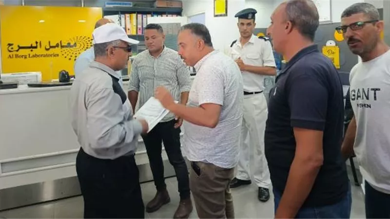 جهاز دمياط الجديدة يغلق ويشمع 6 منشآت صحية شهيرة ومحلات بالأسباب