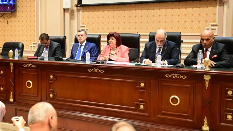 سياحة النواب تصدر 6 توصيات للحكومة بعد أزمة الحجاج المصريين