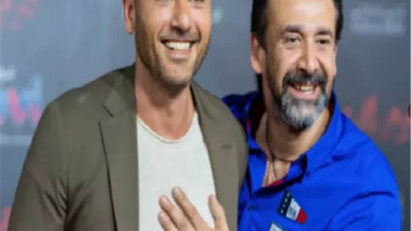 كريم عبد العزيز: أحمد عز أخويا وصاحبي