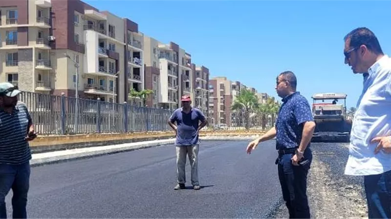 شاهد أهم مشروعات الطرق الجديدة داخل مدينة دمياط الجديدة.. بالصور