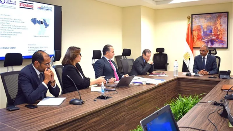 نائب وزير الإسكان يلتقي ممثلي أحد التحالفات العالمية
