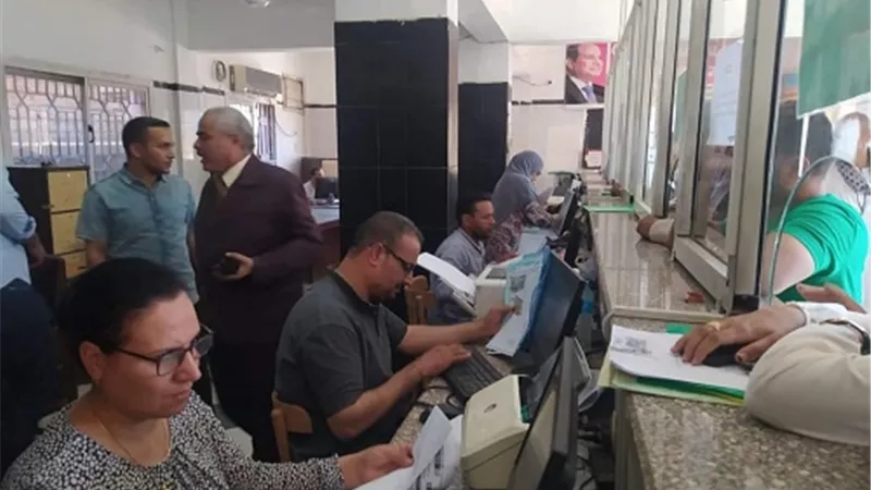 المراكز التكنولوجية بالمنيا مستمرة فى تلقى طلبات التصالح