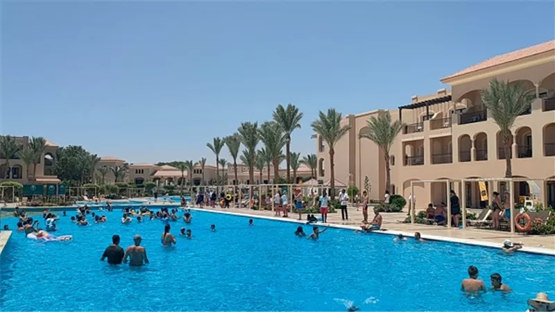 اشغالات فنادق الغردقة تتخطى 90% من 32 جنسية
