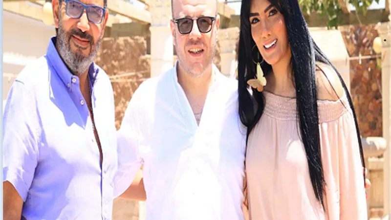 كمال أبو رية يحقق مكاسب غير مشروعة فى 