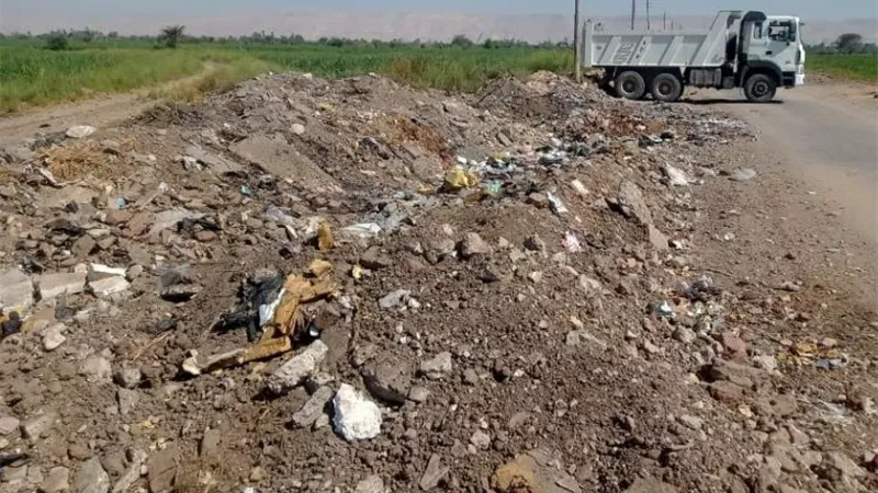 رفع ٥٤ طن مخلفات بأرمنت جنوب غرب الأقصر