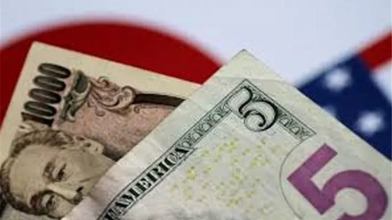 اليابان تصدر تحذيرات جديدة من الانخفاض الحاد للين