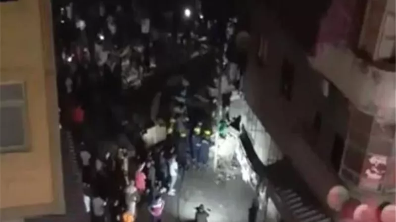 انهيار عقار من 4 طوابق فى حى المناخ ببورسعيد