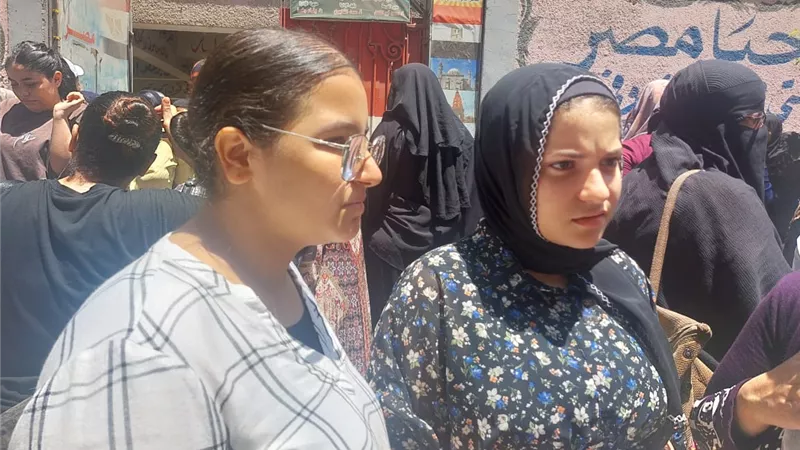 تباين آراء طلاب اثانوية العامة 2024 حول امتحاني الفيزياء والتاريخ