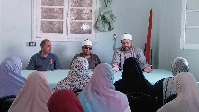 محافظ الشرقية يثمن مجهودات وحدة السكان لخدمة القضية السكانية