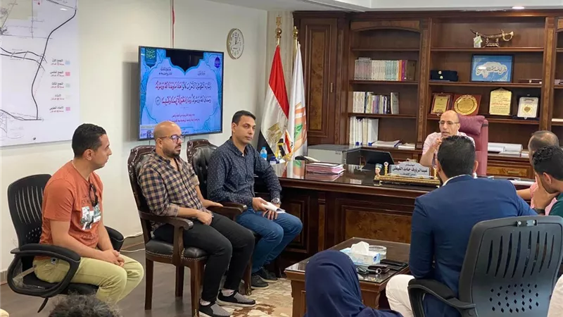 رئيس جهاز القاهرة الجديدة يعقد اجتماعًا مع حاجزي مشروع سكن مصر