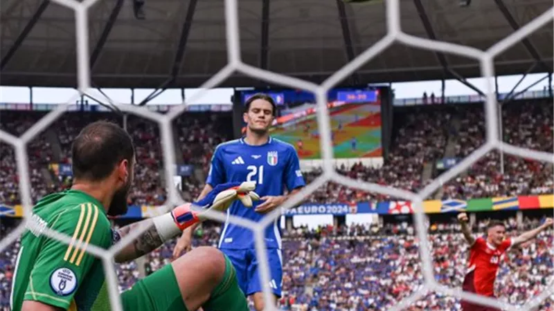 دوناروما بعد خروج إيطاليا من يورو 2024 أمام سويسرا : نعتذر للجميع