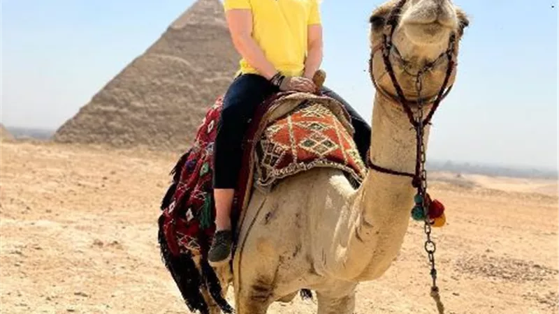 ملك جمال اسبانيا يكتب لـ 