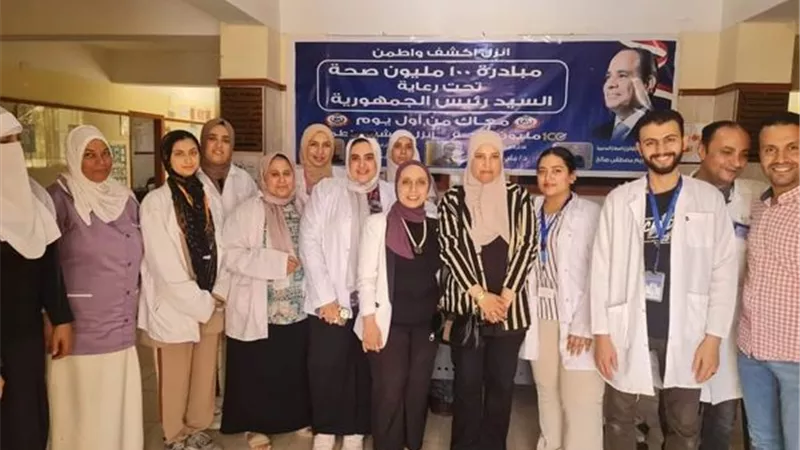 مدير صحة الإسماعيلية تشيد بالمبادرات والخدمات في ابوصوير..صور