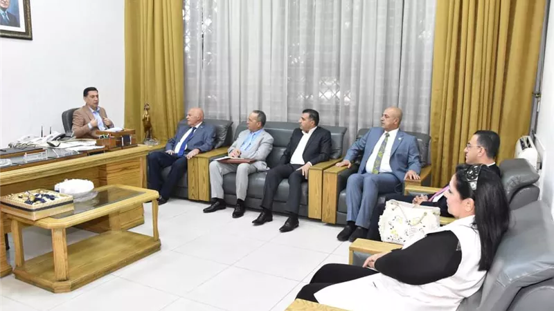 رئيس اتحاد المعلمين العرب يواصل لقاءاته بقيادات التعليم بسوريا