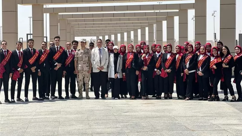 طلاب جامعة الوادي الجديد في زيارة للمدينة الاولمبية بالعاصمة الإدارية