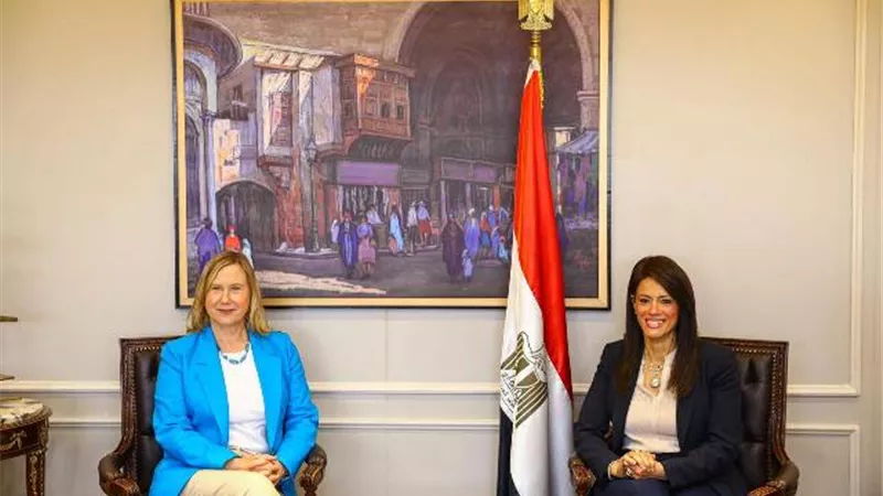 المشاط تستقبل نائب رئيس مؤسسة التمويل الدولية لمناقشة الشراكات الجارية