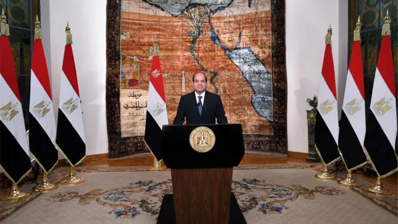 السيسى: مصر أصبحت دولة تعمل بكل طاقاتها لبناء المصانع واستصلاح الصحراء بملايين الأفدنة