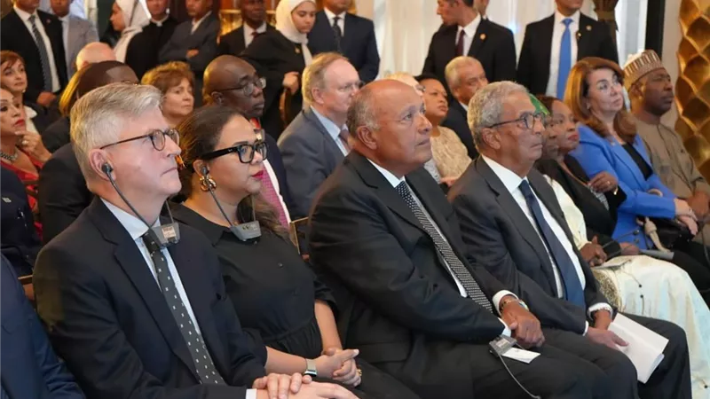 مركز القاهرة الدولي يحتفل بعيده الثلاثين