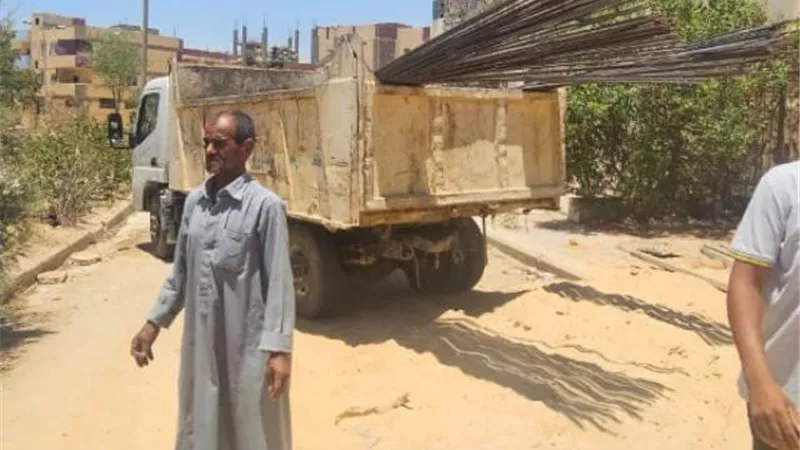 جهاز مدينة بدر يشن حملة لإزالة الإشغالات والمخالفات بالأحياء صور