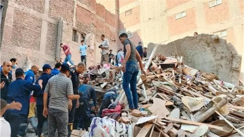 ارتفاع عدد ضحايا عقار أسيوط المنهار لـ14 حالة وفاة و6 مصابين