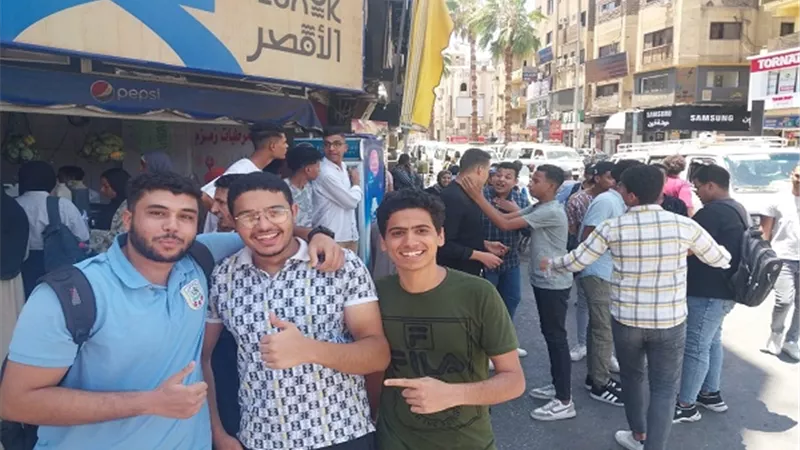 اللغة الإنجليزية تمسح دموع الفيزياء بالأقصر