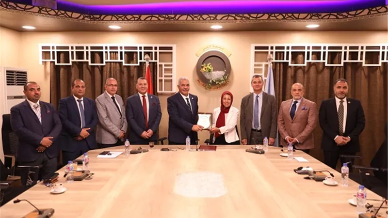 صديق: إتاحة جميع الإمكانات الأكاديمية بجامعة الأزهر