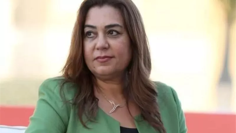 تفاصيل السيرة الذاتية لأول سيدة تشغل منصب وزير التنمية المحلية