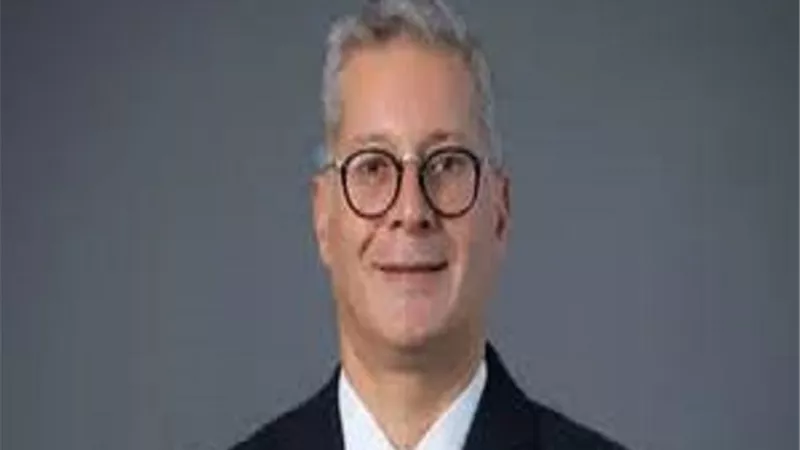 من هو كريم بدوى وزير البترول الجديد؟