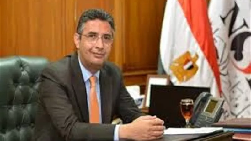 السيرة الذاتية لوزير التموين الجديد