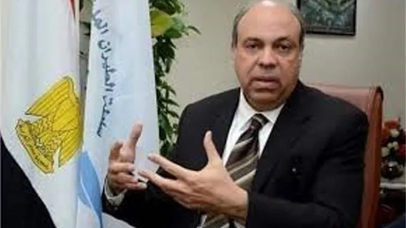 من هو سامح الحنفي وزير الطيران المدني