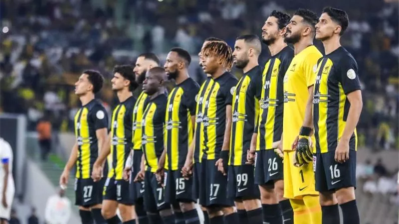 اتحاد جدة يحسم التعاقد مع مدربه الجديد