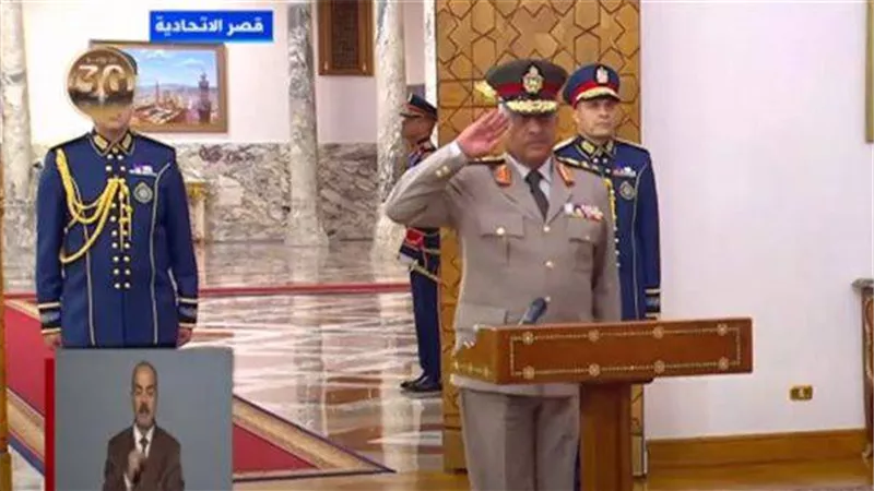 السيرة الذاتية للفريق أول عبد المجيد صقر القائد العام للقوات المسلحة وزير الدفاع والإنتاج الحربى