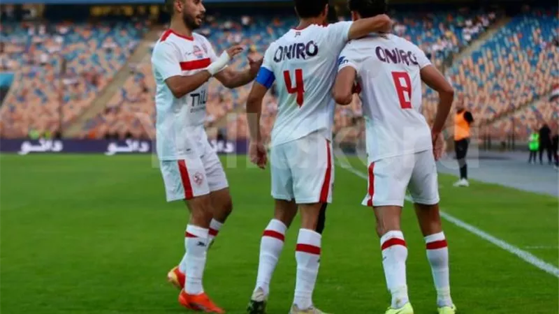 عبد الحليم علي يفتح النار علي جوميز ولاعبي الزمالك بعد تعادل فاركو
